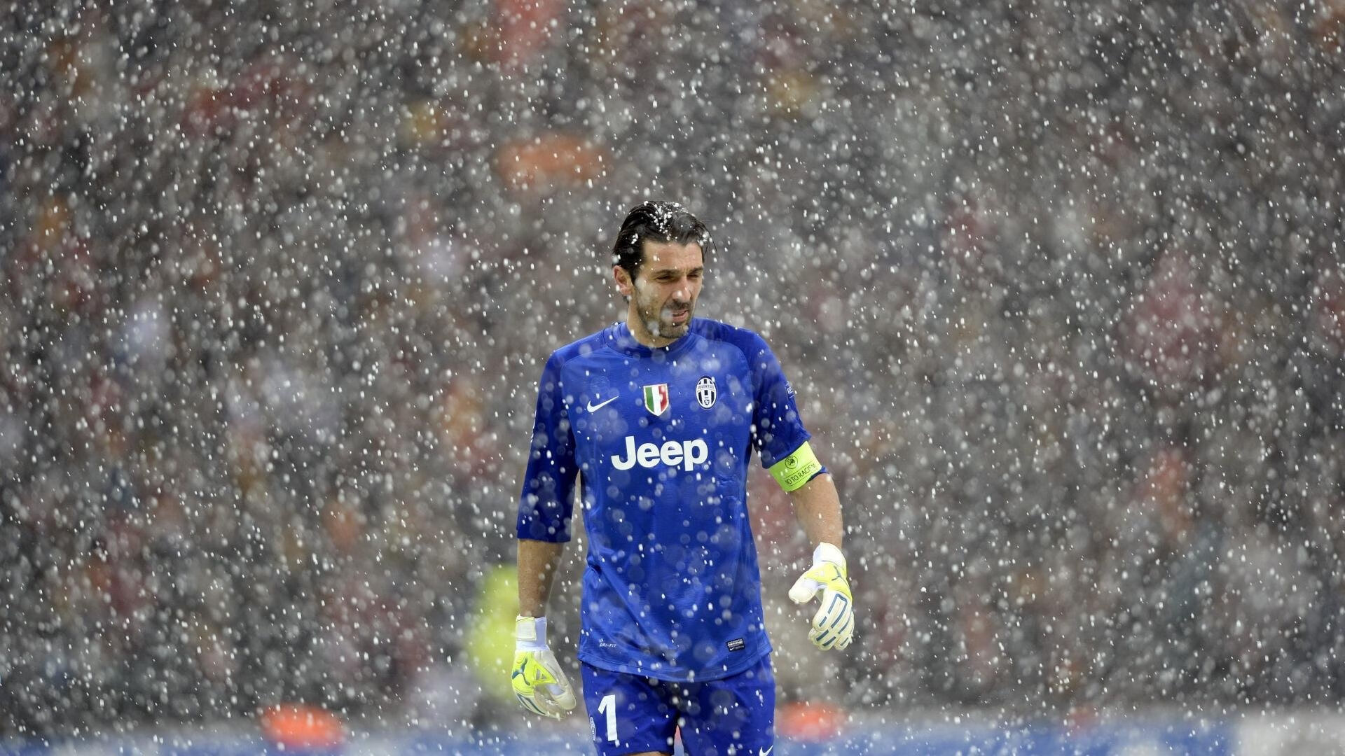 塞尔·拉恩：他是全黑队进攻的关键，突破速度超乎想象，拉塞尔的队友有多强